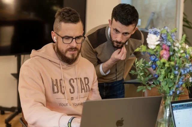 At Inkitt, we believe collaboration knows no bounds. 

Whether you’re on the engineering team, a content creator, or a part of the product team, help is always here when you need it. With us, our colleagues are our greatest resources.💡